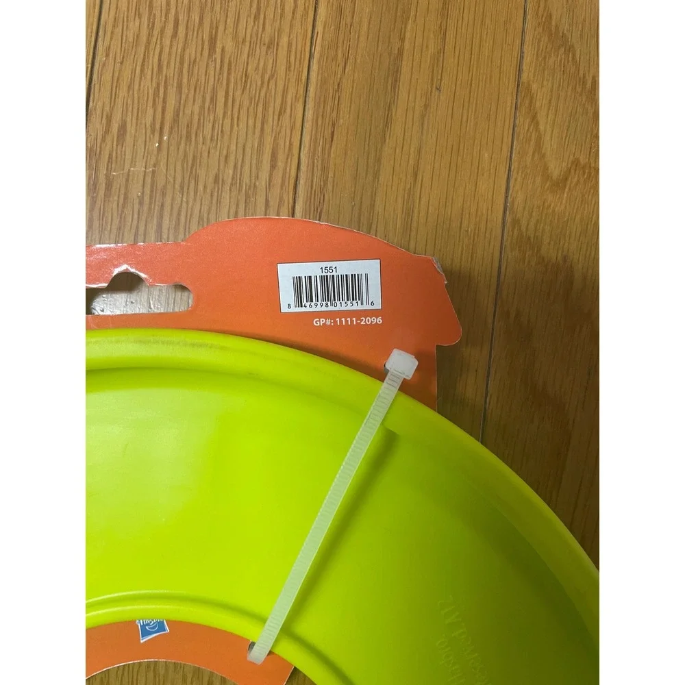 Nerf Dog Flyer Rubber Flying‎ Disc Dog Toy Neon Green 1551 GP 1111-2096 NEW